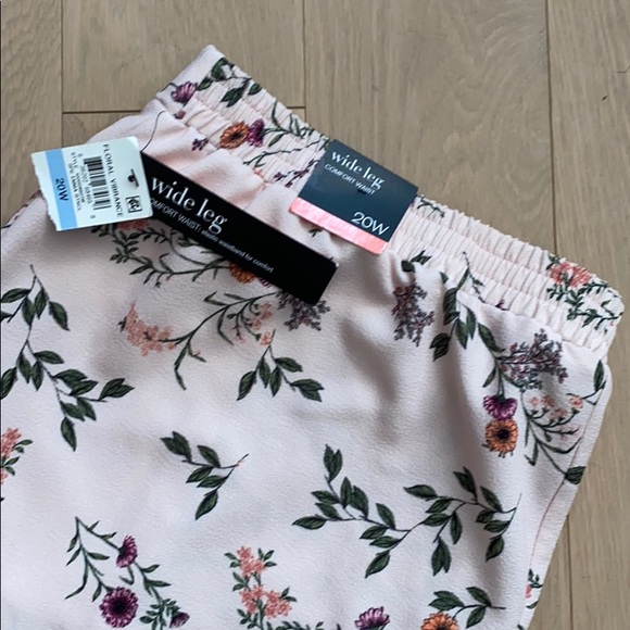 Alfani 20W Floral Vibrance Wide Leg Stretchy Pants - Picture 2 of 5